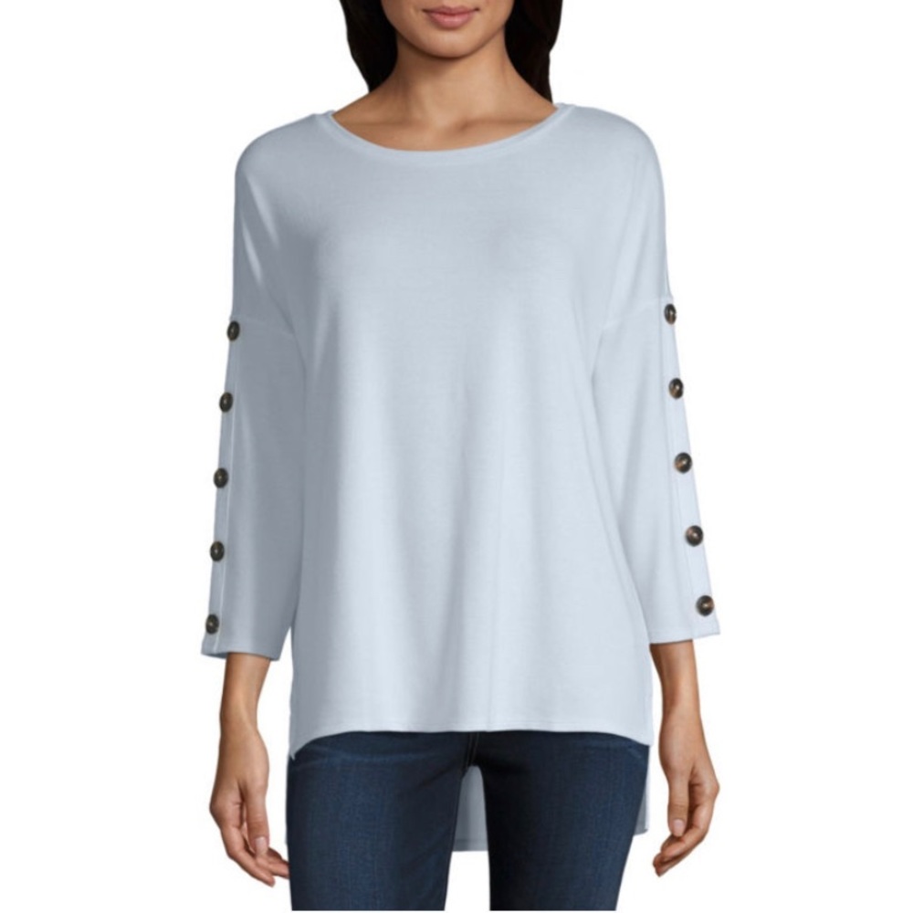 NWT a.n.a Round Neck L/S Button Sleeve Blouse